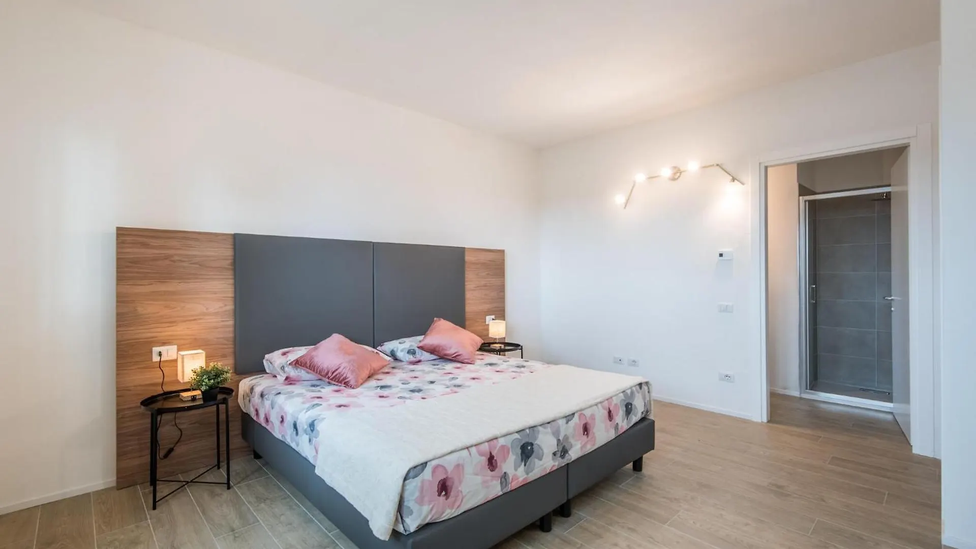 Cozy Apartment In Siena With Sauna 0*,  Itália